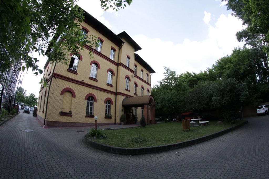 Hotel Omnibusz Budapest Exterior photo